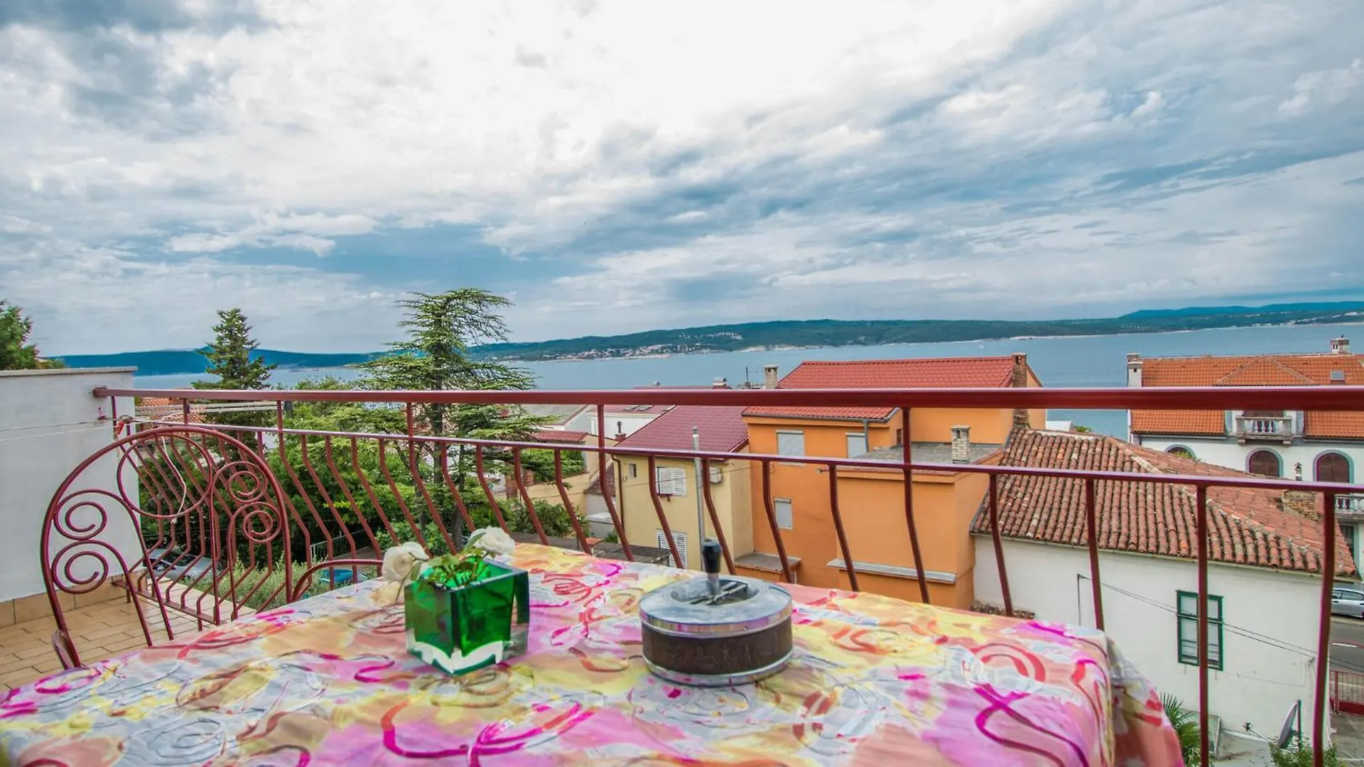 Tridesettri Apartment Crikvenica 0*,